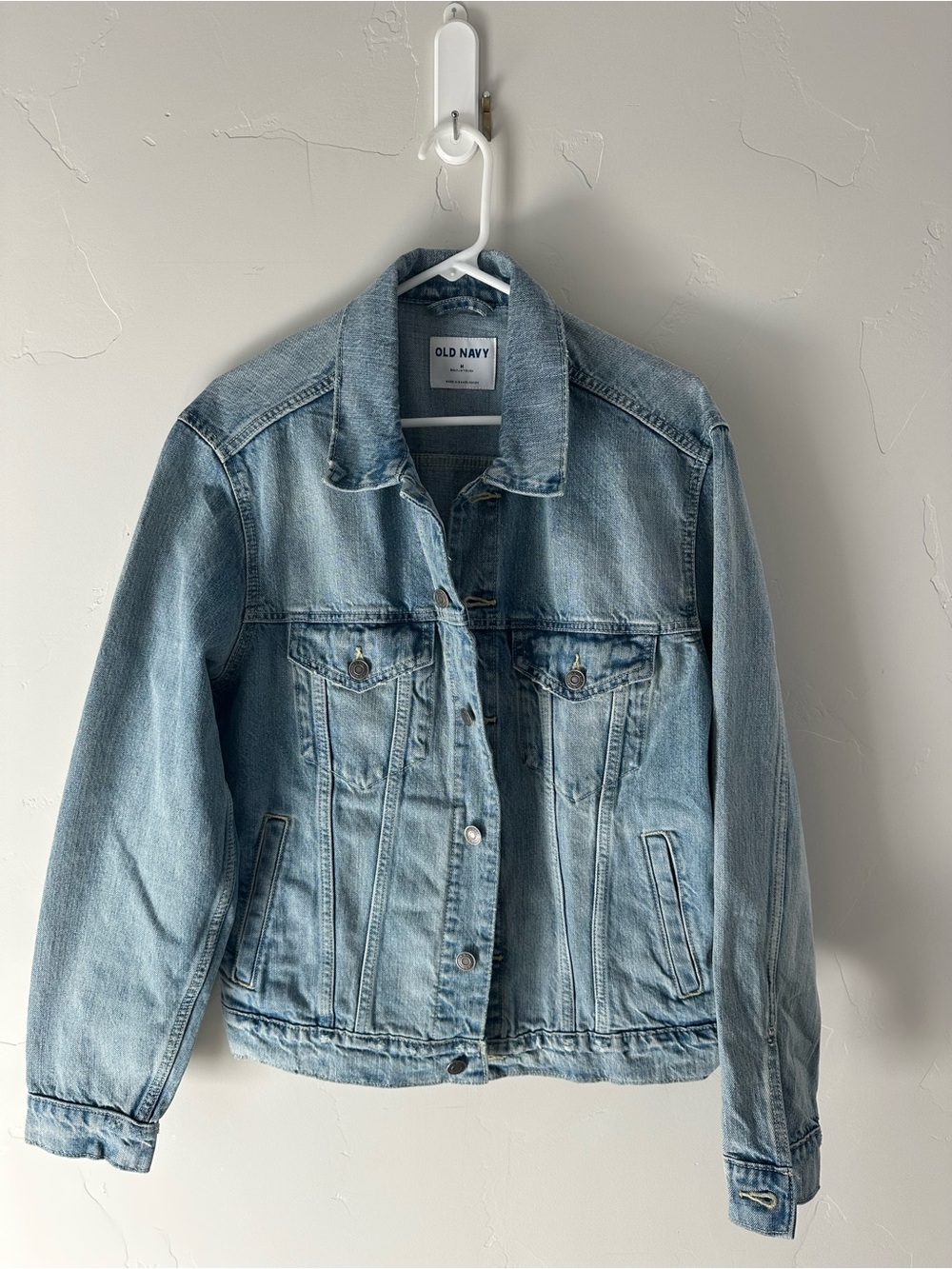 Old Navy Light Wash Blue Denim Jacket - Women's Trucker